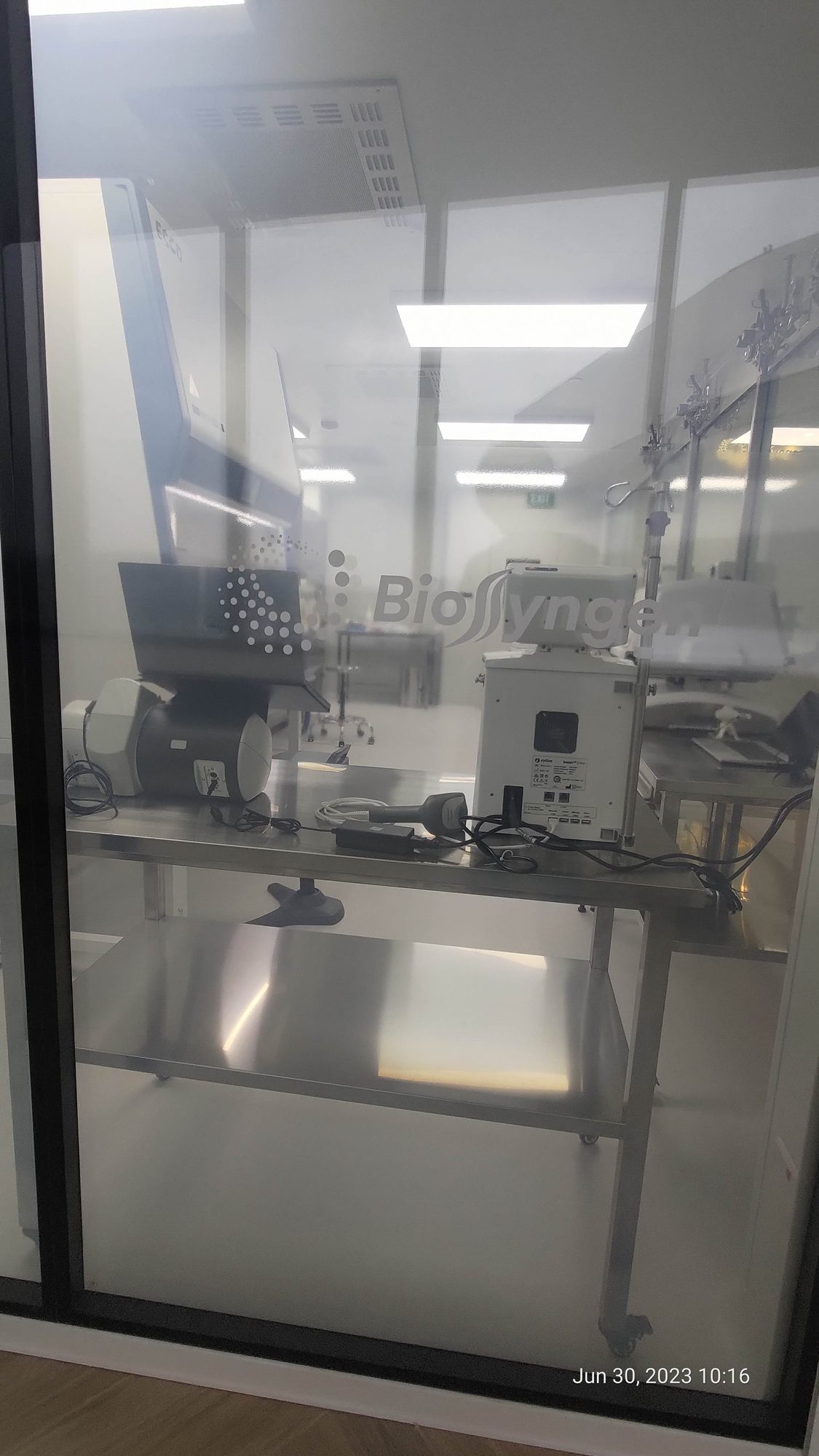 2,000 m² cell-therapy pilot plant