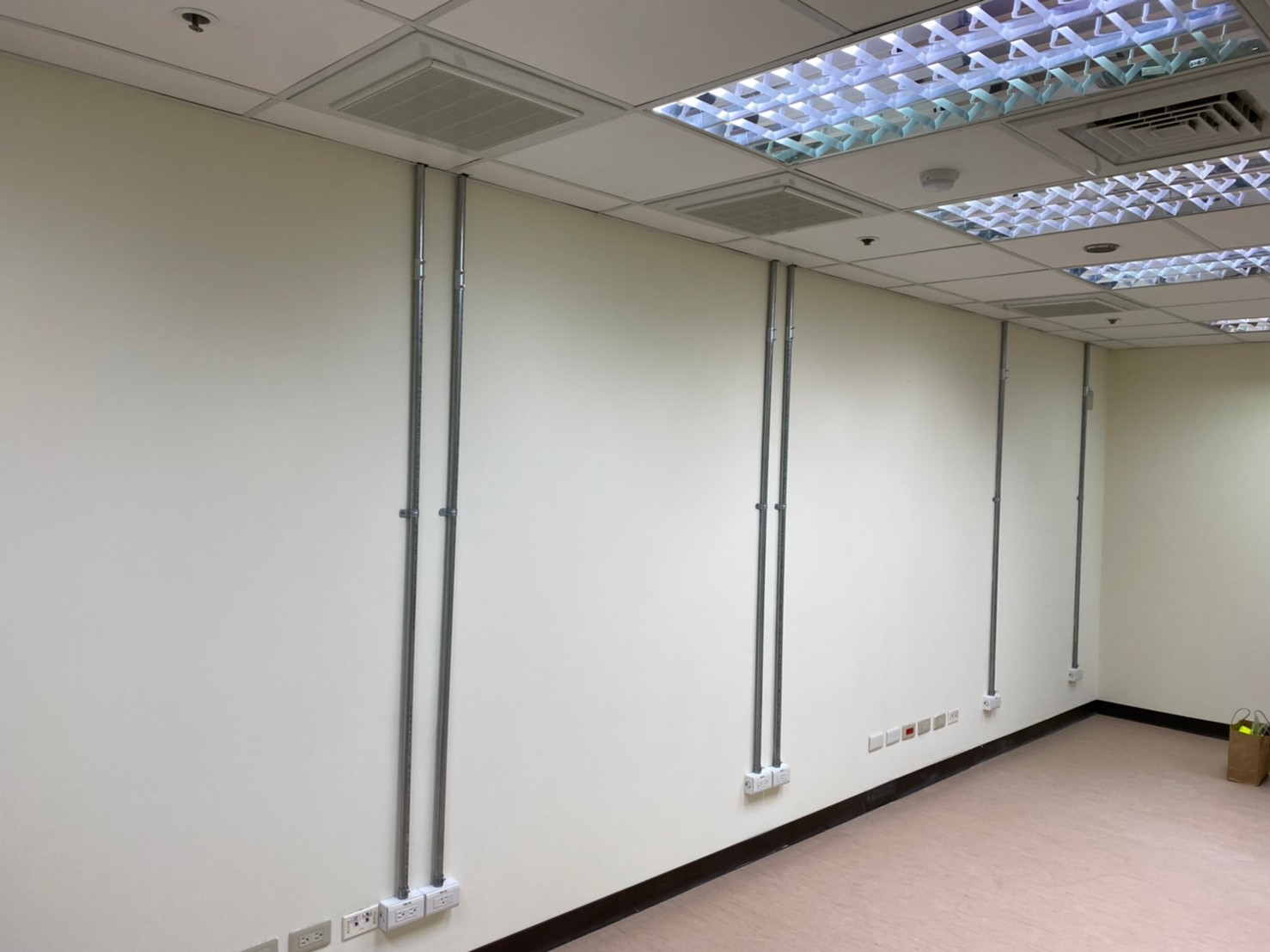 ISO 7 cleanroom in a 30-year building